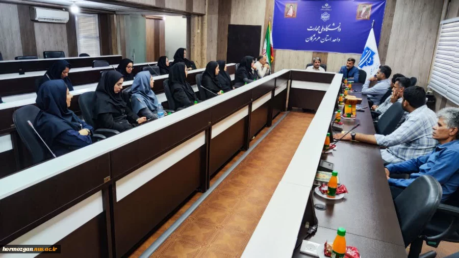 برگزاری نشست علمی –تبیینی به مناسبت سالروزعروج ملکوتی بنیانگذار جمهوری اسلامی ایران، امام خمینی (ره)  3